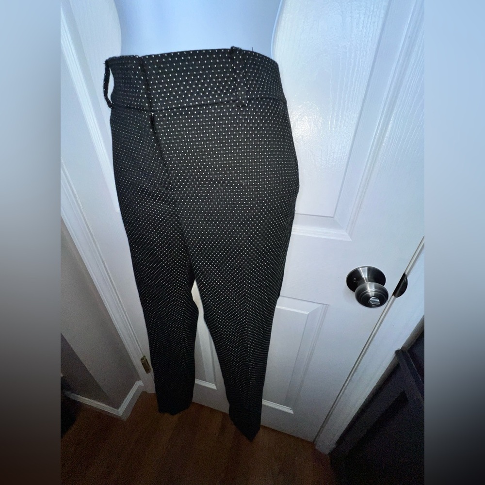 Ann Taylor Petites 4 Black White Dot Straight Leg Crop Trouser Dress Pant 4P - Picture 8 of 10